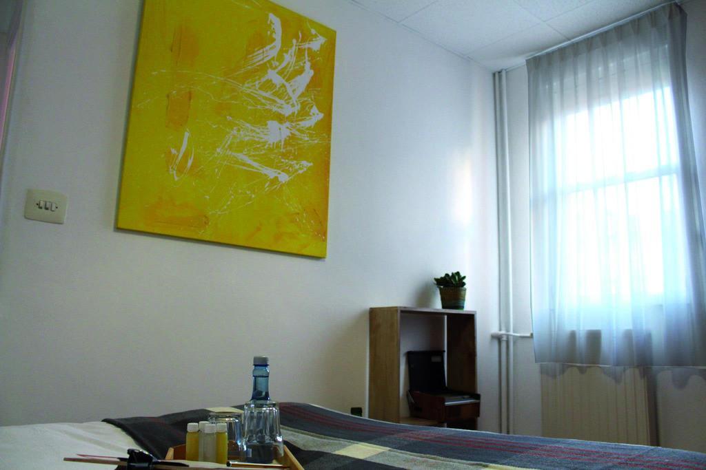 Mon Comeysuena Guesthouse Monforte De Lemos Room photo